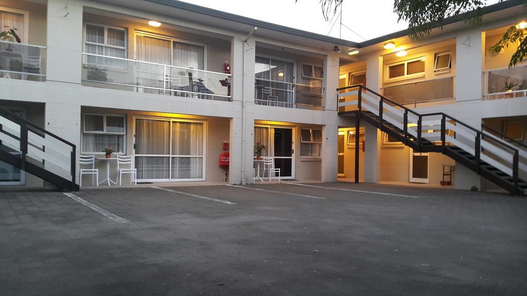 Six On Union Motel Rotorua Ngoại thất bức ảnh